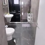 Modern Armonia Court Apartment *
