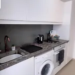 Modern Armonia Court Apartment Paralimni
