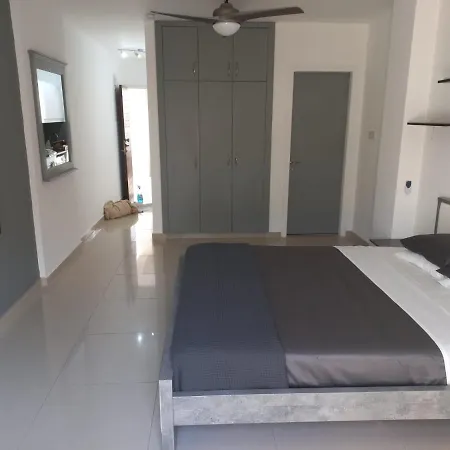 Apartamento Modern Armonia Court Paralimni