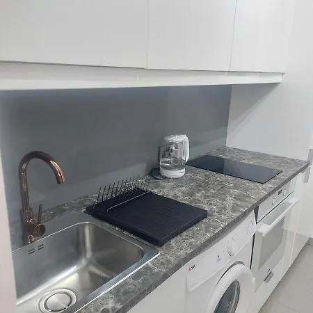 Modern Armonia Court Apartamento Paralimni