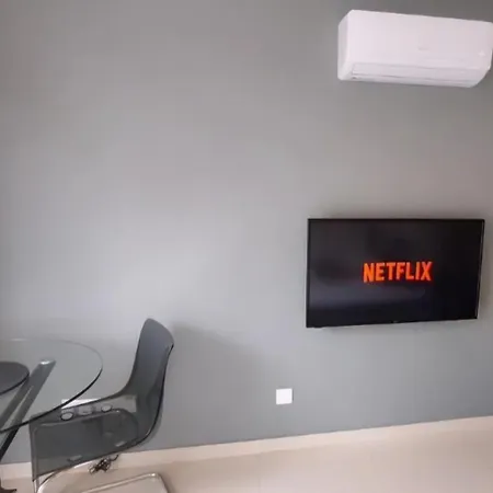 Apartment Modern Armonia Court