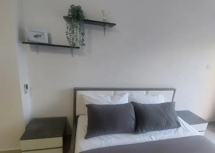 Modern Armonia Court Apartment Paralimni