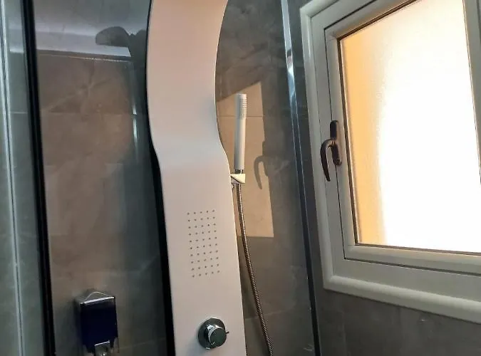 Modern Armonia Court