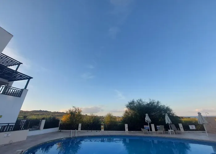 Modern Armonia Court Daire *